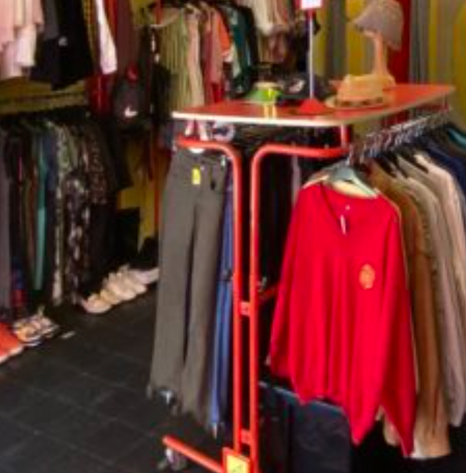 אדרת-בגדים בבוגרשוב